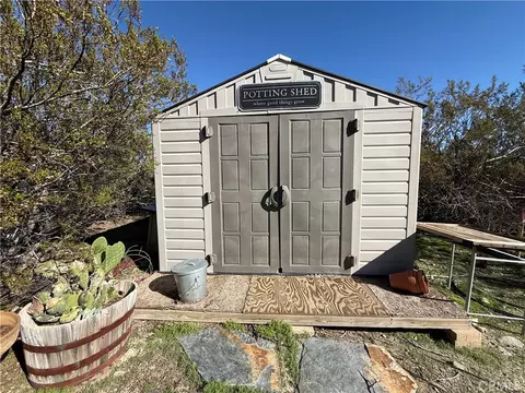 Exterior - 10219 N Star Trl, Morongo Valley, CA 92256 photo 20 of 24