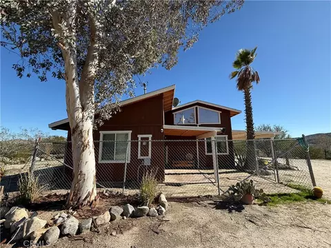 Exterior - 10219 N Star Trl, Morongo Valley, CA 92256 photo 4 of 24