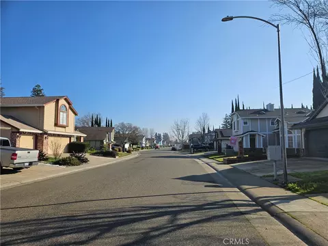 8808 Bridalsmith Dr, Sacramento, CA 95828