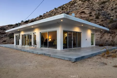 6595 Pioneertown Rd, Yucca Valley, CA 92284