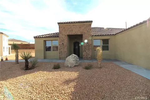 56925 Hidden Gold Ct, Yucca Valley, CA 92284