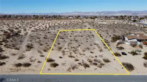 1 Sunnyslope Dr, Twentynine Palms, CA 92277