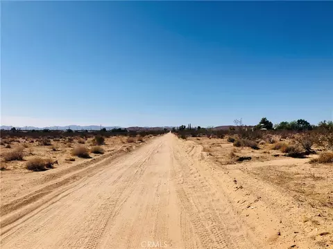 2 Napa Way, Landers, CA 92285 photo 8