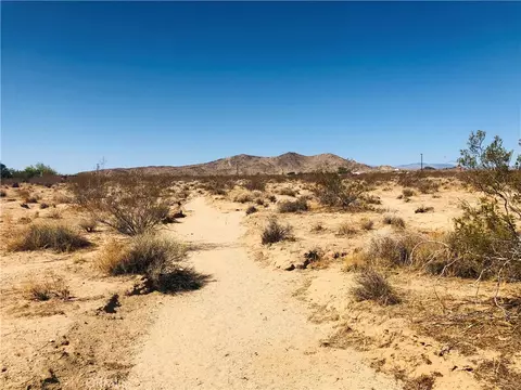 2 Napa Way, Landers, CA 92285 photo 7