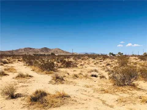 2 Napa Way, Landers, CA 92285 photo 2