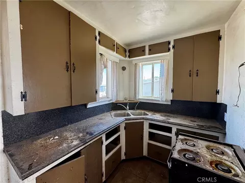 Kitchen - 310 Walnut, Needles, CA 92363 photo 1 of 2