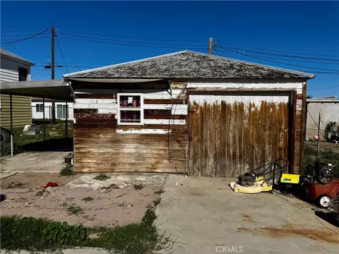 Exterior - 310 Walnut, Needles, CA 92363 photo 4 of 5