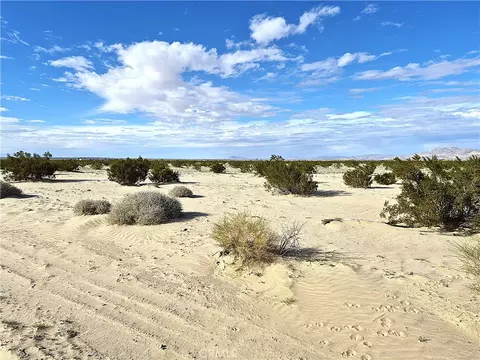 1 Mesa Dr, Twentynine Palms, CA 92277