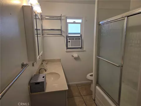Bath - 6163 Sun Ct, Twentynine Palms, CA 92277 photo 1 of 2