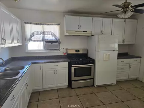 Kitchen - 6163 Sun Ct, Twentynine Palms, CA 92277 photo 1 of 3