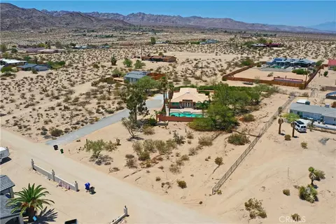 View/Area - 6144 Carodean, Twentynine Palms, CA 92277 photo 3 of 6