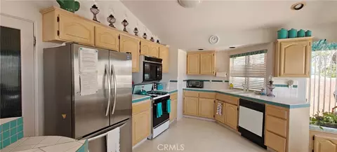 Kitchen - 6144 Carodean, Twentynine Palms, CA 92277 photo 5 of 9
