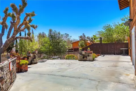 Exterior - 1010 Wamego, Yucca Valley, CA 92284 photo 18 of 25