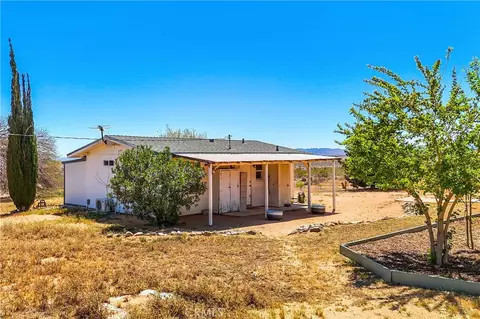 Exterior - 1010 Wamego, Yucca Valley, CA 92284 photo 7 of 25