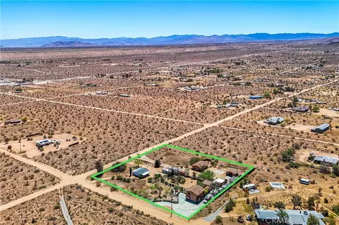 View/Area - 1010 Wamego, Yucca Valley, CA 92284 photo 4 of 4