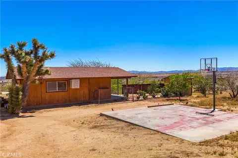 Exterior - 1010 Wamego, Yucca Valley, CA 92284 photo 19 of 25