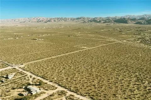 4084 Ocean Ave, Joshua Tree, CA 92252 photo 10