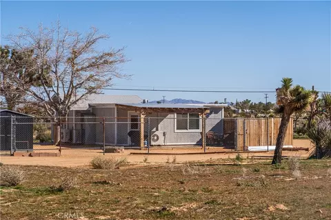 Exterior - 3220 Sage, Yucca Valley, CA 92284 photo 11 of 23