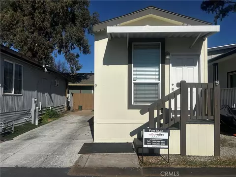 1490 E 6th St #9, Beaumont, CA 92223