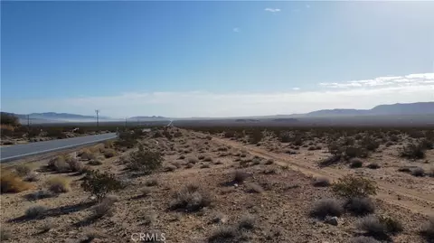 17 Old Woman Springs Rd, Johnson Valley, CA 92356