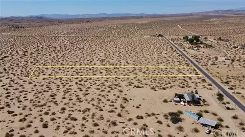 1155 Belfield Blvd, Landers, CA 92285 photo 4