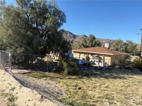 72898 Old Dale Rd, Twentynine Palms, CA 92277