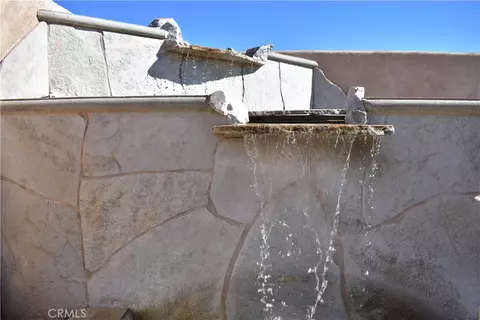 Exterior - 61611 Alta Loma Dr, Joshua Tree, CA 92252 photo 4 of 13
