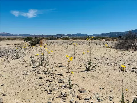 0 Stormy Rd, Twentynine Palms, CA 92277