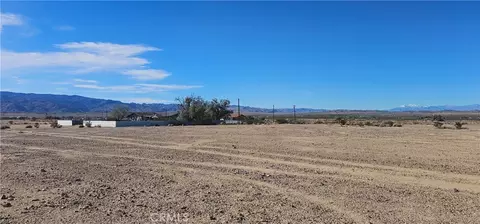 0 Condor, Twentynine Palms, CA 92277 photo 4