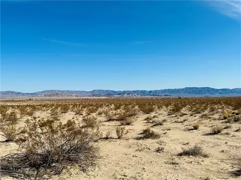 2 Joshua Dr, Twentynine Palms, CA 92277