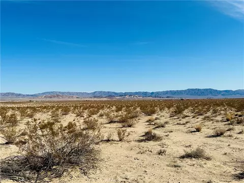 2 Joshua Dr, Twentynine Palms, CA 92277