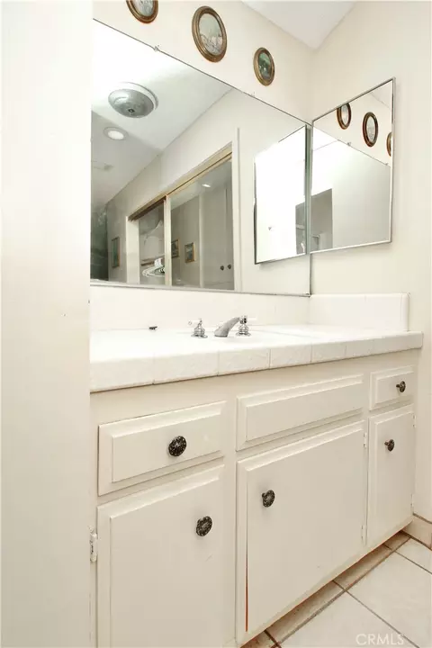 Bath - 8747 Balsa, Yucca Valley, CA 92284 photo 4 of 5