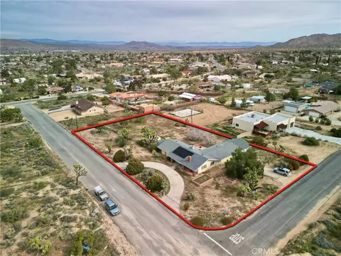 View/Area - 8747 Balsa Ave, Yucca Valley, CA 92284 photo 3 of 4