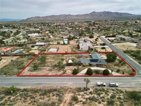 View/Area - 8747 Balsa Ave, Yucca Valley, CA 92284 photo 1 of 4