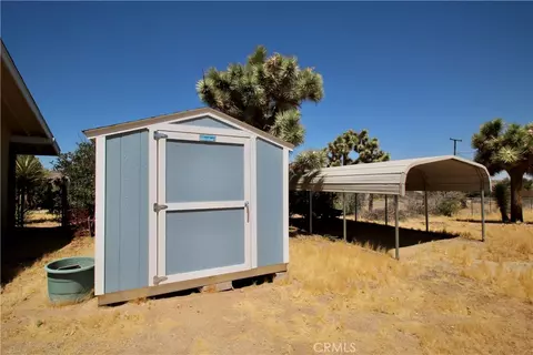 Exterior - 8747 Balsa Ave, Yucca Valley, CA 92284 photo 4 of 10