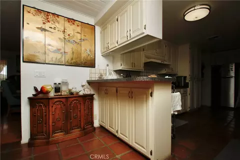 Kitchen - 8747 Balsa, Yucca Valley, CA 92284 photo 2 of 2