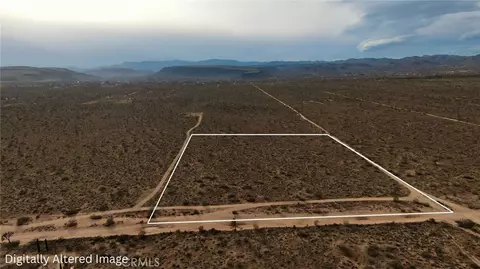 2602 Warren Vista Ave, Yucca Valley, CA 92285