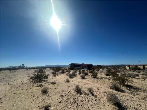 167 Bluegrass Ave, Twentynine Palms, CA 92277