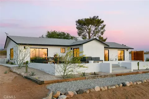 571 Ripon Ave, Yucca Valley, CA 92284