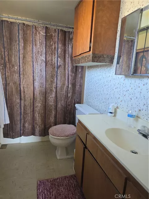 Bath - 55560 Lum, Landers, CA 92285 photo 1 of 1