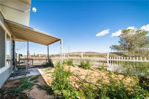 Exterior - 56617 Massachusets, Landers, CA 92285 photo 5 of 11