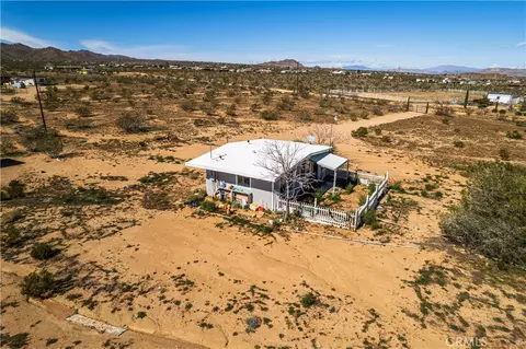 View/Area - 56617 Massachusets, Landers, CA 92285 photo 9 of 9