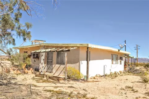 Exterior - 4040 Peter Rabbit, Twentynine Palms, CA 92277 photo 6 of 12