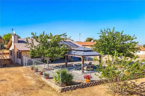 57920 Buena Vista Dr, Yucca Valley, CA 92284