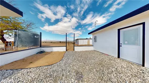 Exterior - 2580 Marks, Twentynine Palms, CA 92277 photo 6 of 8
