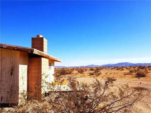 Exterior - 80649 Brown Rd, Twentynine Palms, CA 92277 photo 3 of 5