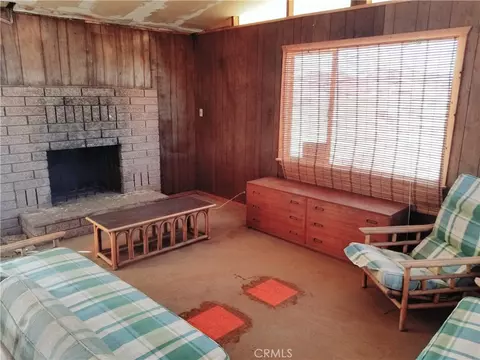 Living - 80649 Brown Rd, Twentynine Palms, CA 92277 photo 3 of 3