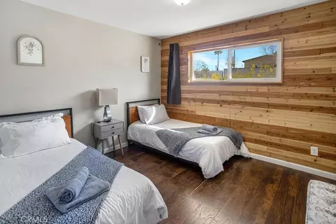 Bedroom - 61537 Valley View Dr, Joshua Tree, CA 92252 photo 8 of 12