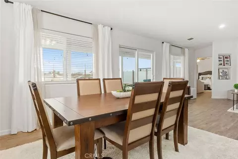 Dining - 62382 Crestview Dr, Joshua Tree, CA 92252 photo 2 of 3