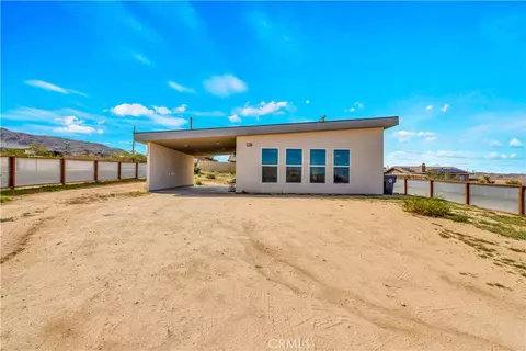7276 Encina Rd, Joshua Tree, CA 92252